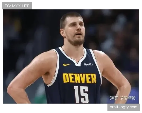 奥尼尔低位单打主导篮下，对比约基奇拉开空间差异